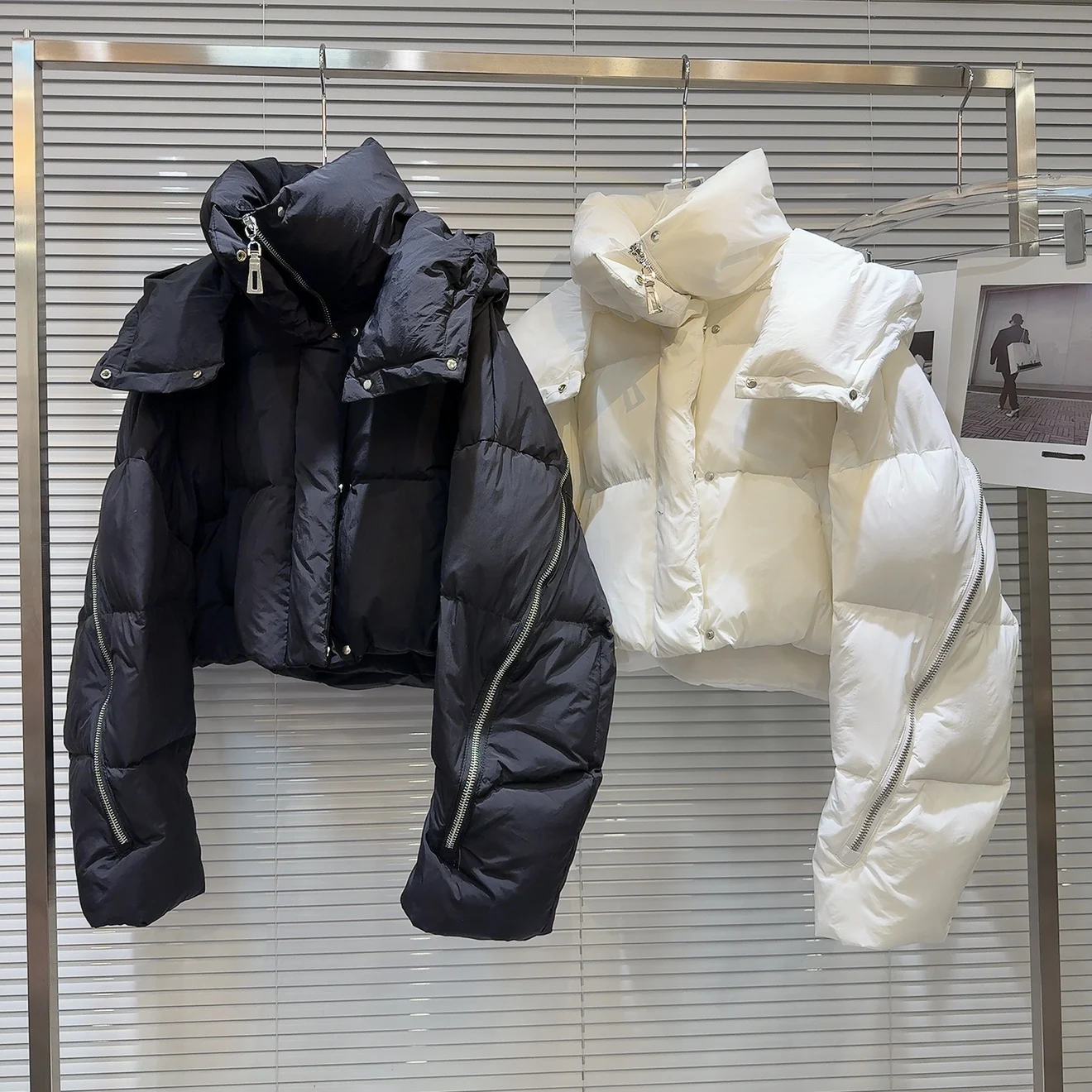 Winter Hooded Back Zipper Short Down Jacket Female Solid Loose Thick Windproof Parker Outwears Women White Duck Down Warm Jacket