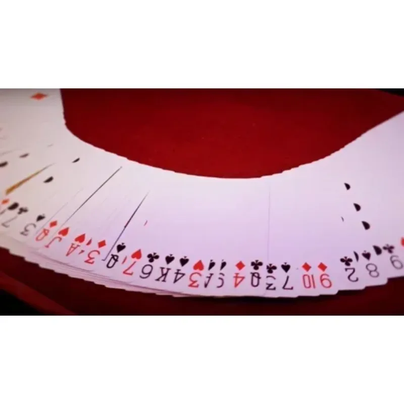 クリムゾン デッキ by ローラ ロンドンとザ・アザー・ブラザー (ギミックとオンライン説明書) カード マジック トリック イリュージョン マジシャン デッキ