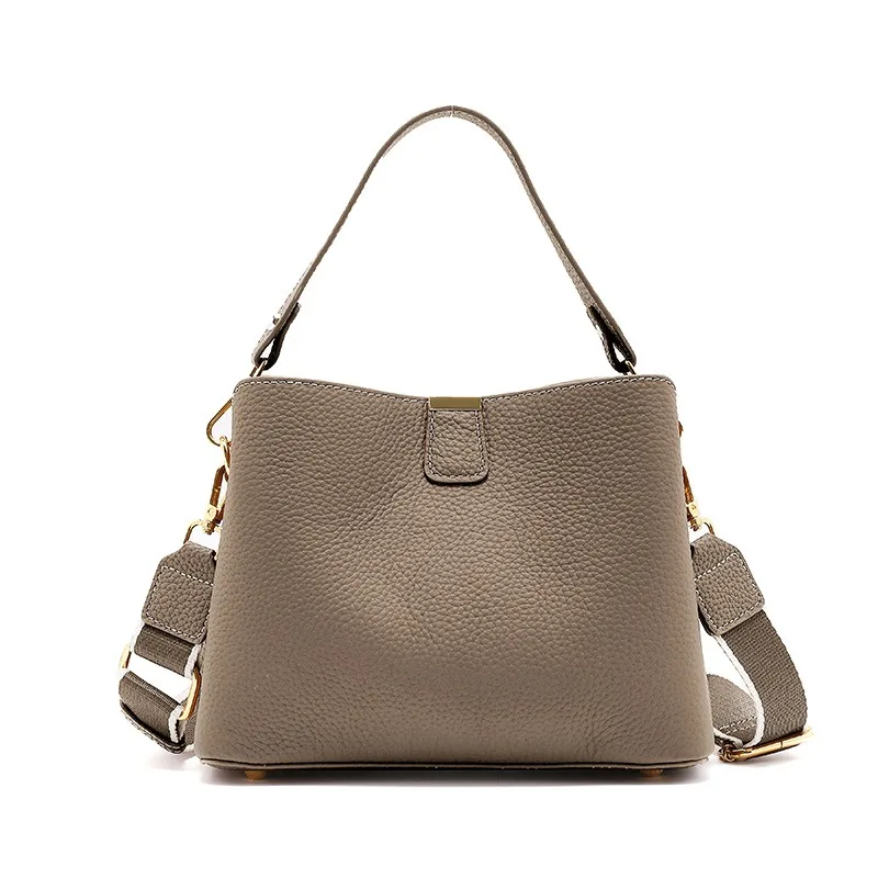 

Women's Genuine Leather Handbag Luxury Bucket Style Casual Lady Fashion Shoulder Crossbody Messenger Bag for Girls Hot Sale M169