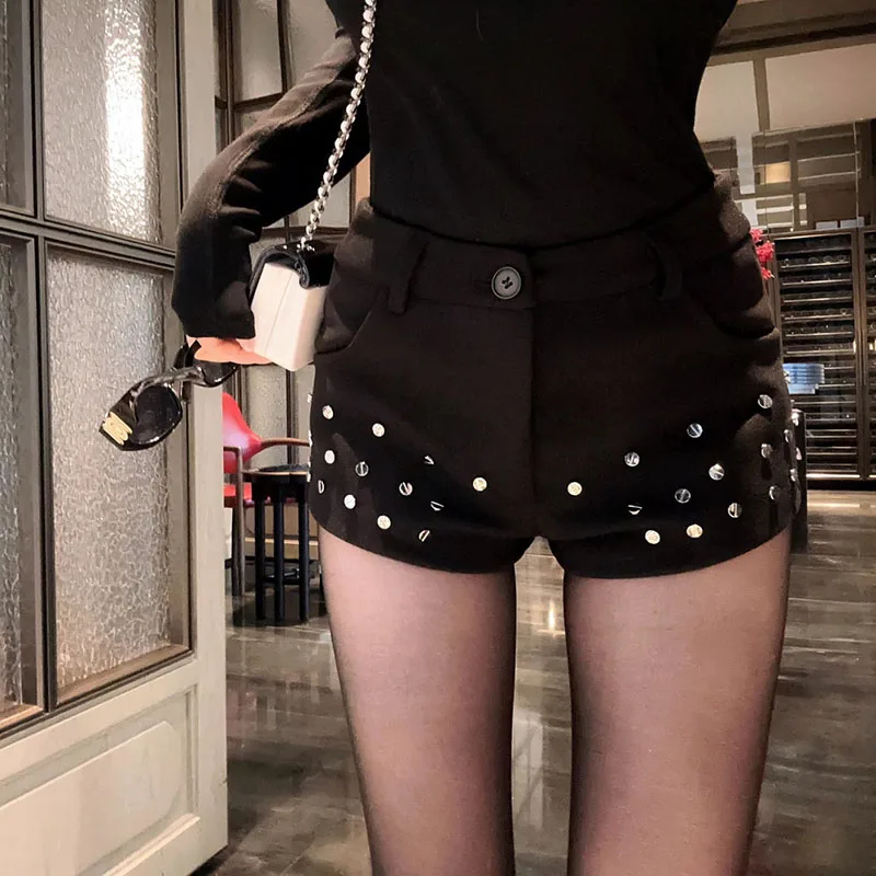 

Шорты в американском стиле Hot Girl с заклепками, черные, женские, сексуальные, для клуба, Y2K, универсальные, корейский шик, облегающие, мини-шорты