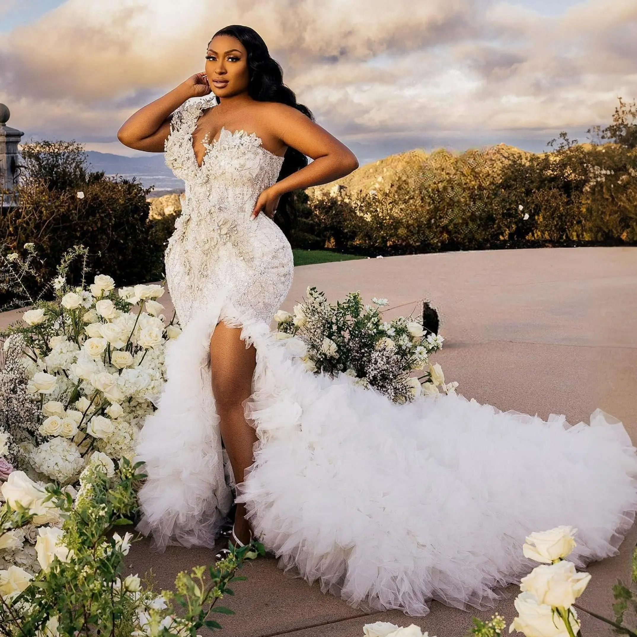 

Customized Plus Size Mermaid Wedding Dress Bridal Gowns for Bride Illusion Bead Pearls Rhinestones Decorated Side Split Ruffle