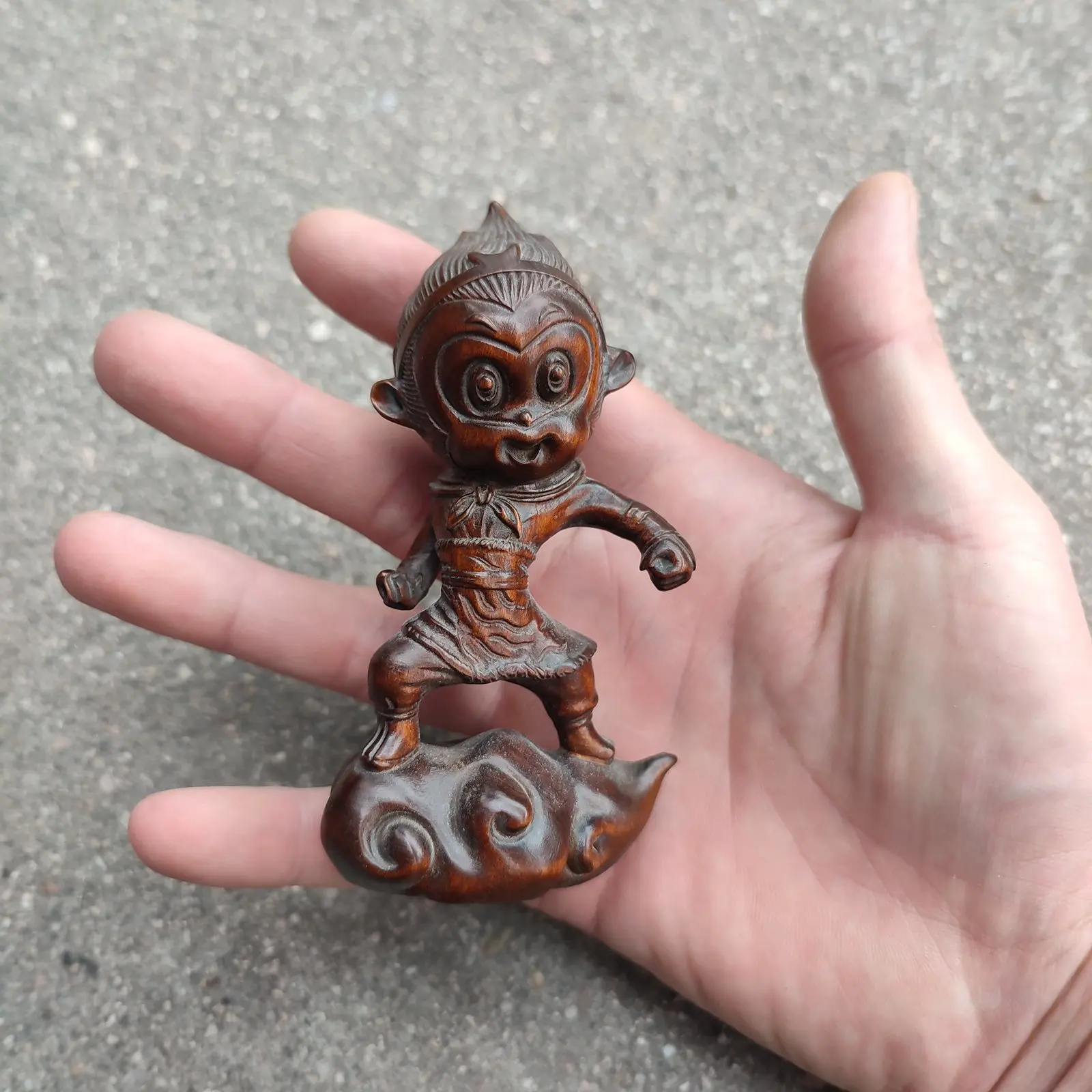 Vintage Art Chinese Wooden Statue Lovely Woodwork Cute Monkey King Carved Gift decorative sculpture home decor