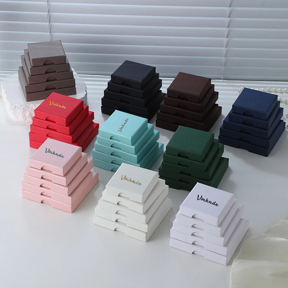 

100Pcs Custom Logo 1.5cm Thin Beige Pink Paper Square Packaging Carton Stock Elegant Jewelry Packaging Boxes for Earrings Rings
