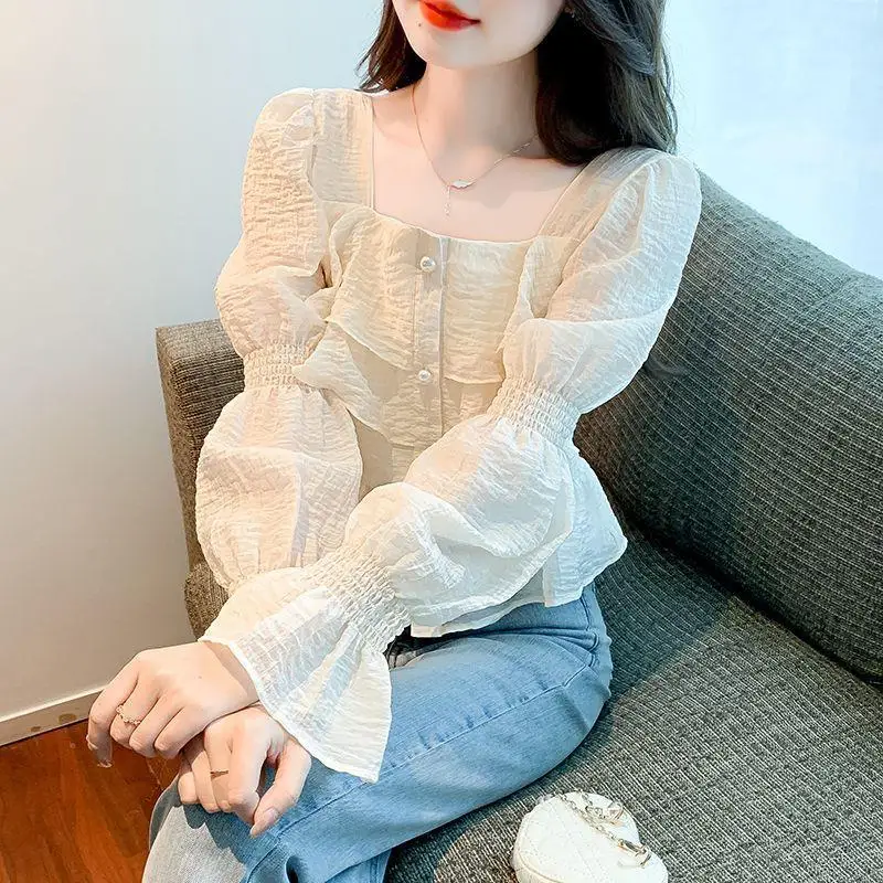 

New Sweet Design Short Ruffled Chiffon Shirt for Women Slimming and Temperament Lantern Sleeve Top