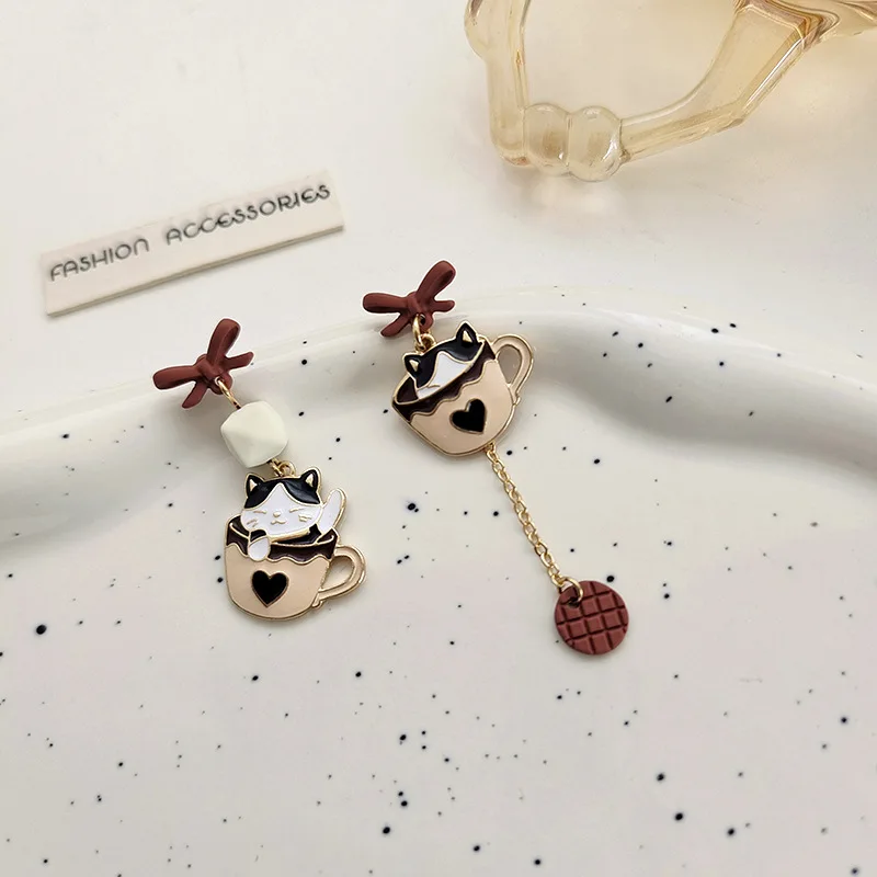 Cute Teacup Kitten Clip on Earrings for Women Girls Long Tassel Enamel Cartoon Cat In The Coffee Cup No Piercing Clip Earrings