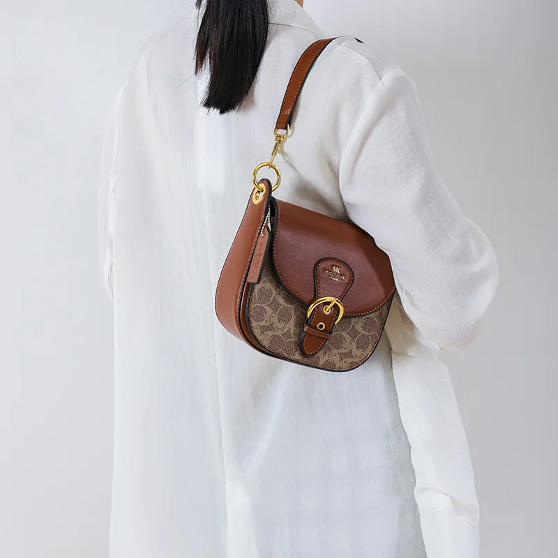Premium bag women's retro messenger bag underarm bag casual shoulder bag personalized retro trend