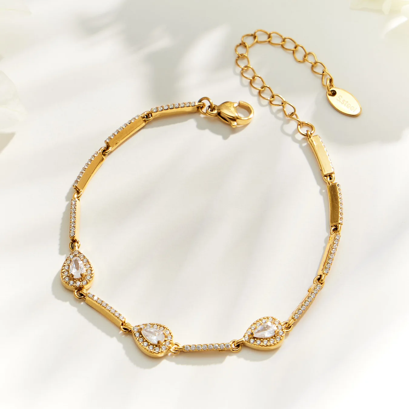 Funkelndes CZ-Armband, Edelstahl-Kettenarmband, quadratisches Herz-Tropfen-Zirkon-Armband, 18k vergoldete Armbänder für Damen – Detail 11