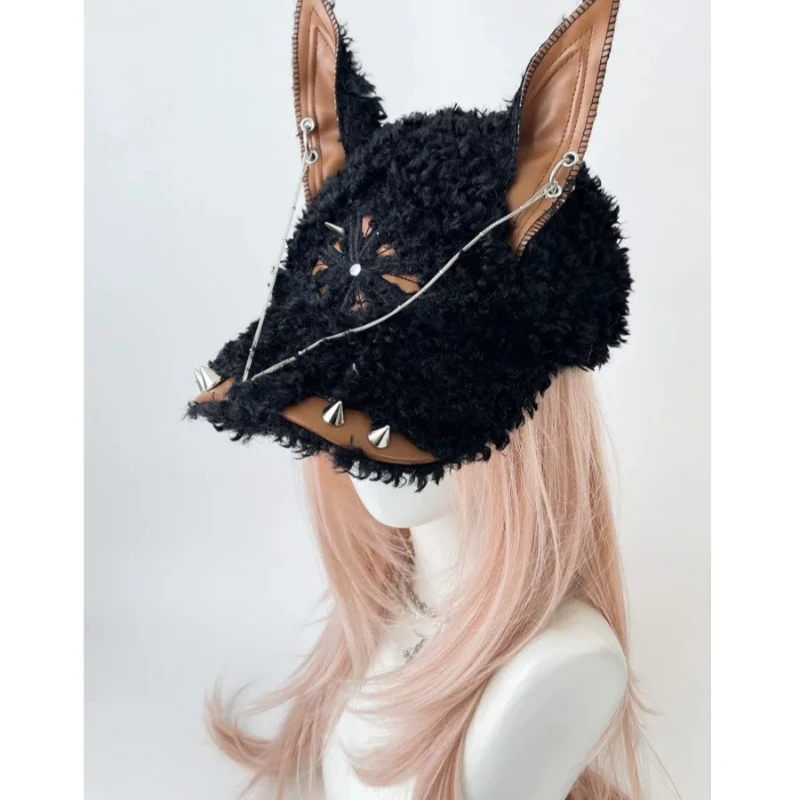 

The same dark punk style lamb wool spiked dubin dog ears baseball cap autumn and winter warm cap