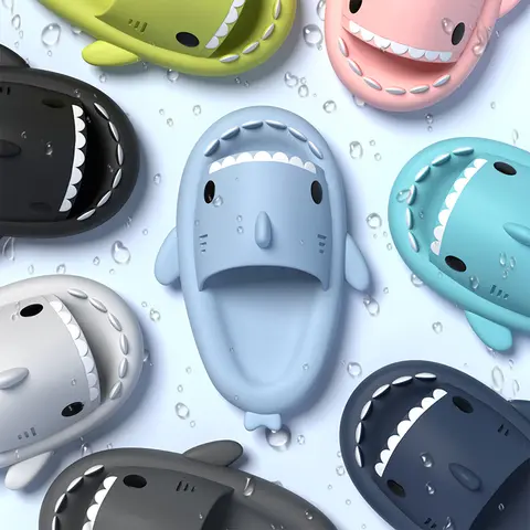 Women's Slippers Cute Cartoon Shark Men Slides Anti Slip High Quality Thick Sole Indoor Outdoor Beach Couple's Sandals
