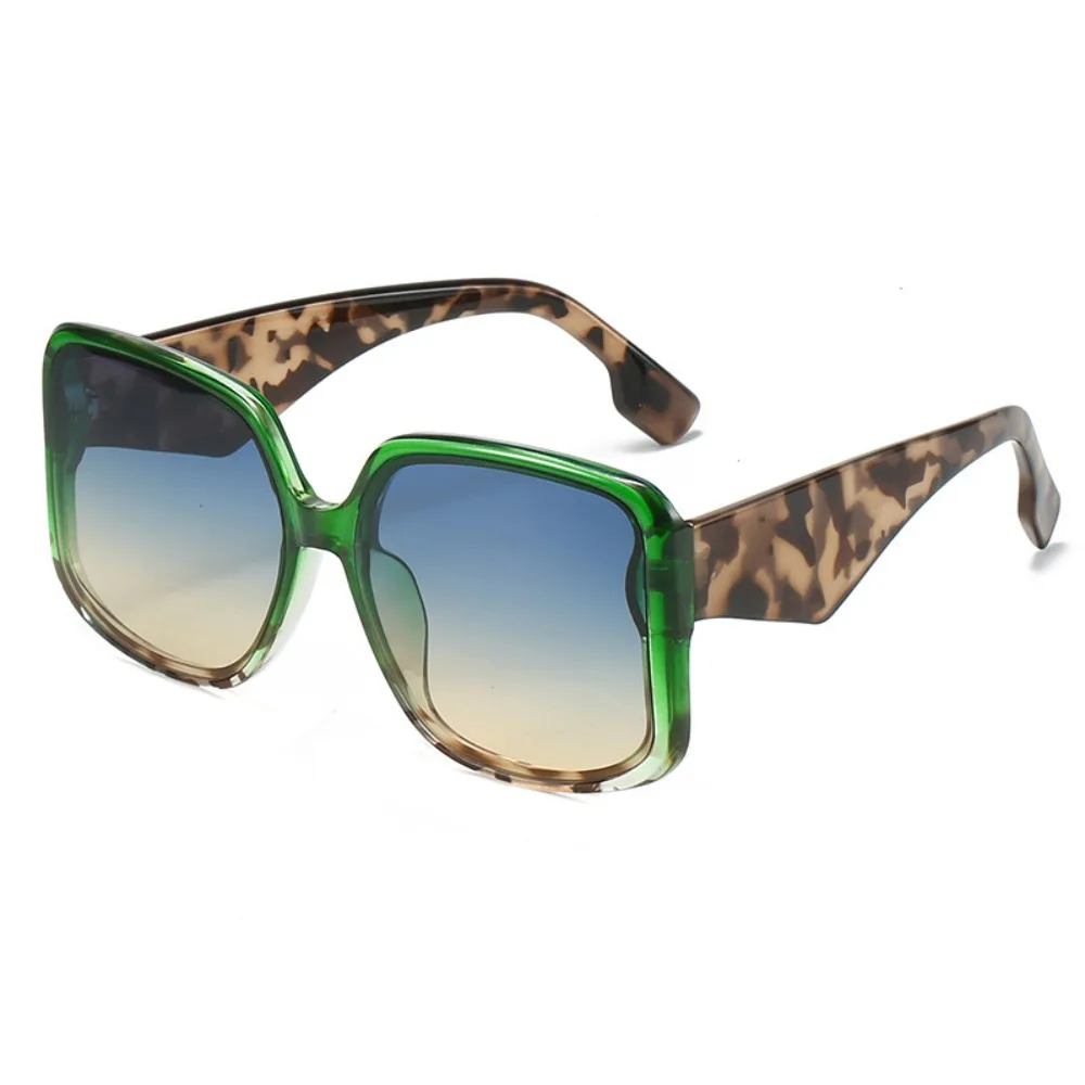 

PC Sunglasses Goggles UV400 Block Glare Big Frames Shades Gradient Lenses Clear View UV Protection Sun Glasses Women Fashion