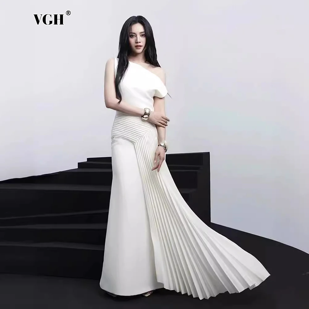 VGH Solid Elegant Slimming Evening Dresses For Women Diagonal Collar Sleeveless Backless High Waist Temperament Dress Female New