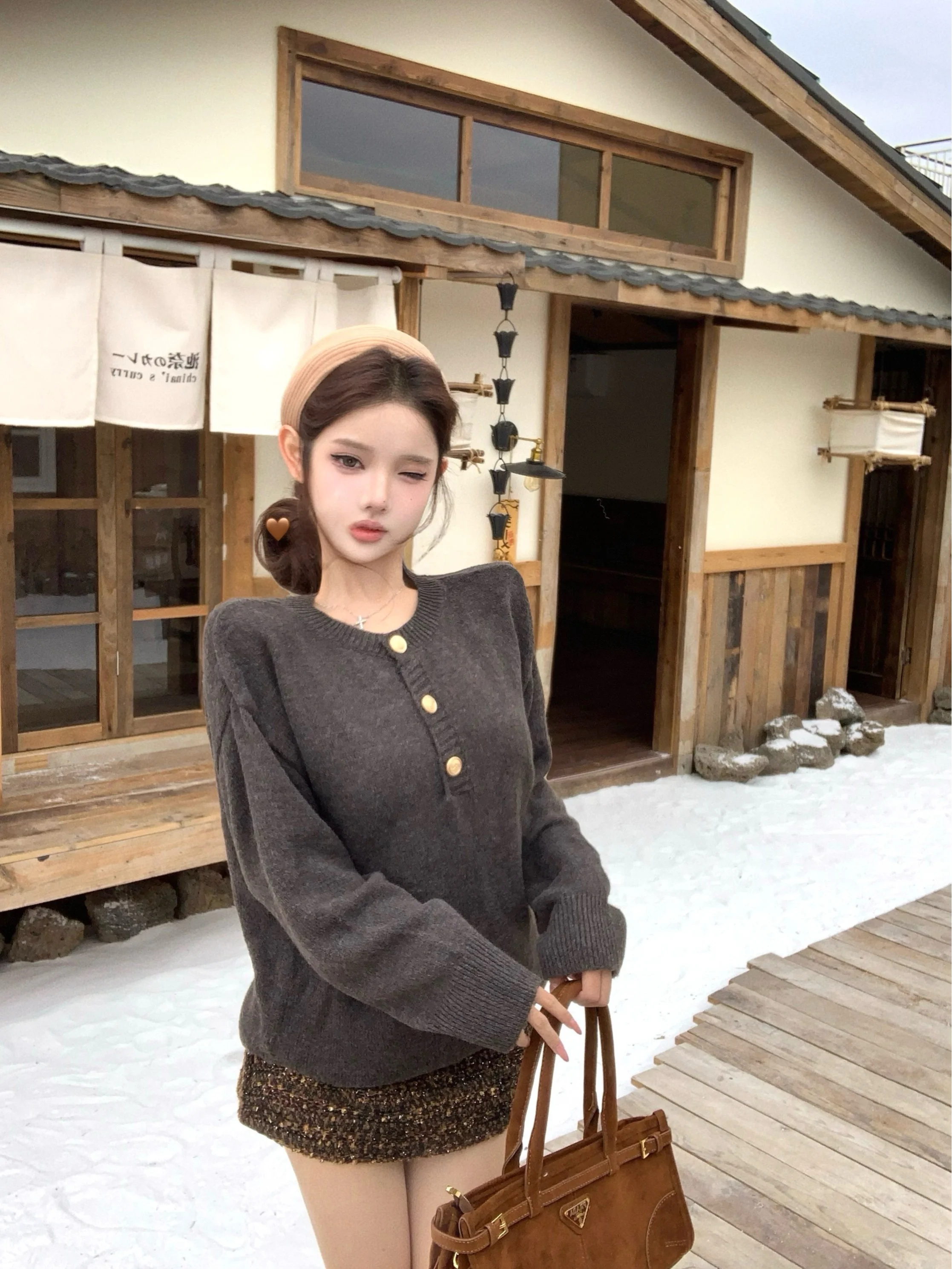 Autunno Inverno rotondo Ne maglione lavorato a maglia da donna casual allentato lungo Sve Faion gonna avvolgente set gonna superiore scintillante marrone