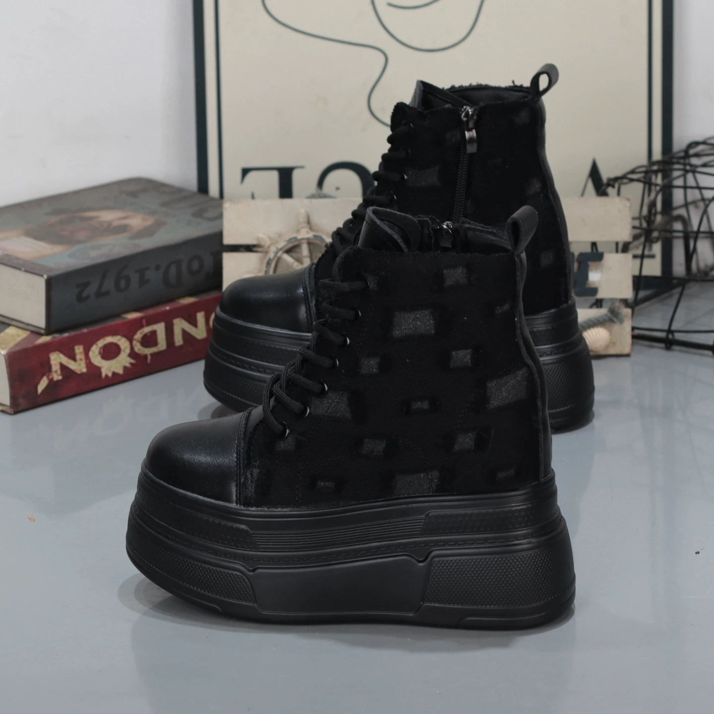 

Canvas Women's Shoes 12cm Invisible Height Increase Thick Platform Sole Casual Sneakers Canvas Material Fashion Walking Shoes