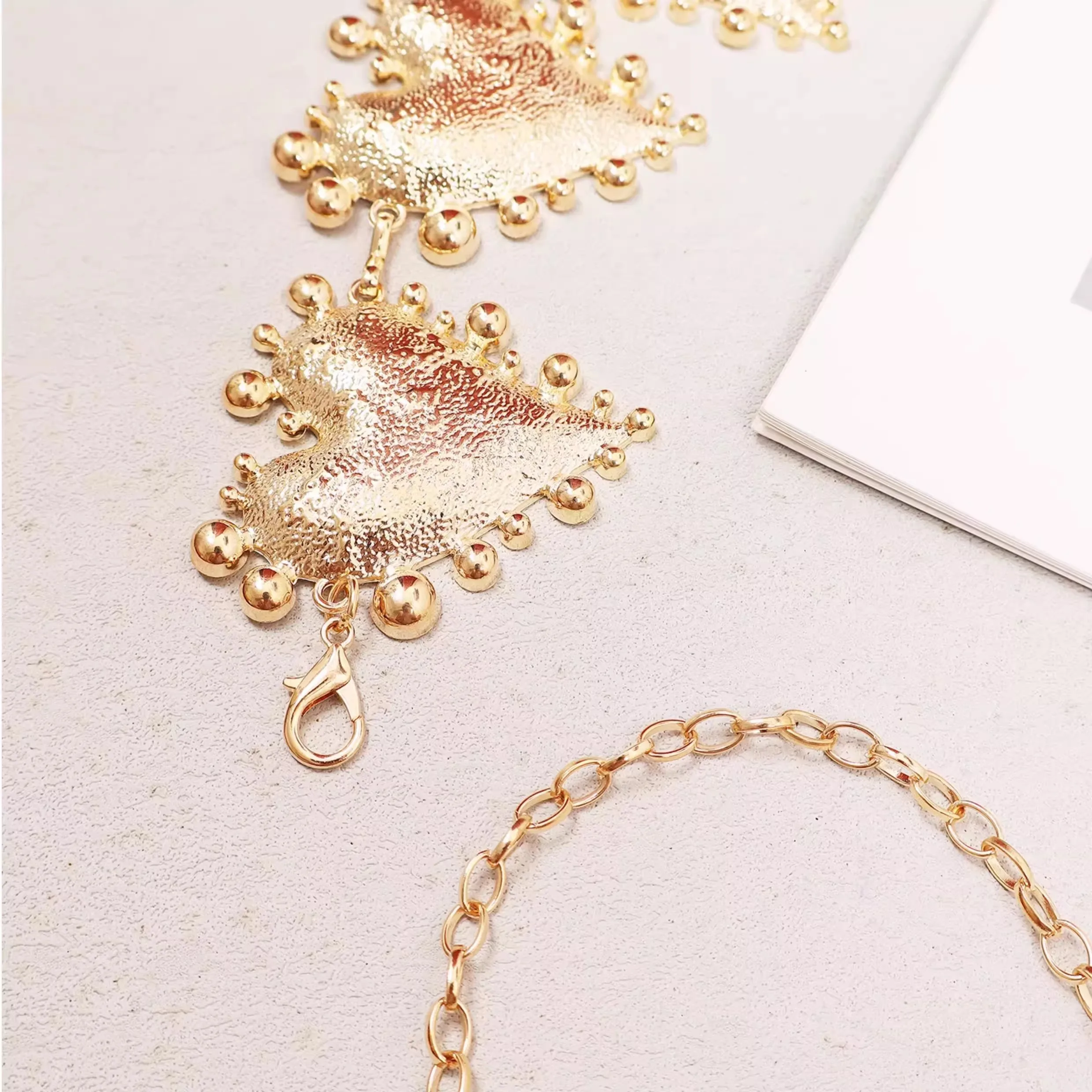 Women's Gold Silver Heart Metal Chain Cummerbunds Female Dress Corsets Waistband Belts Decoration Wide Belt R3075