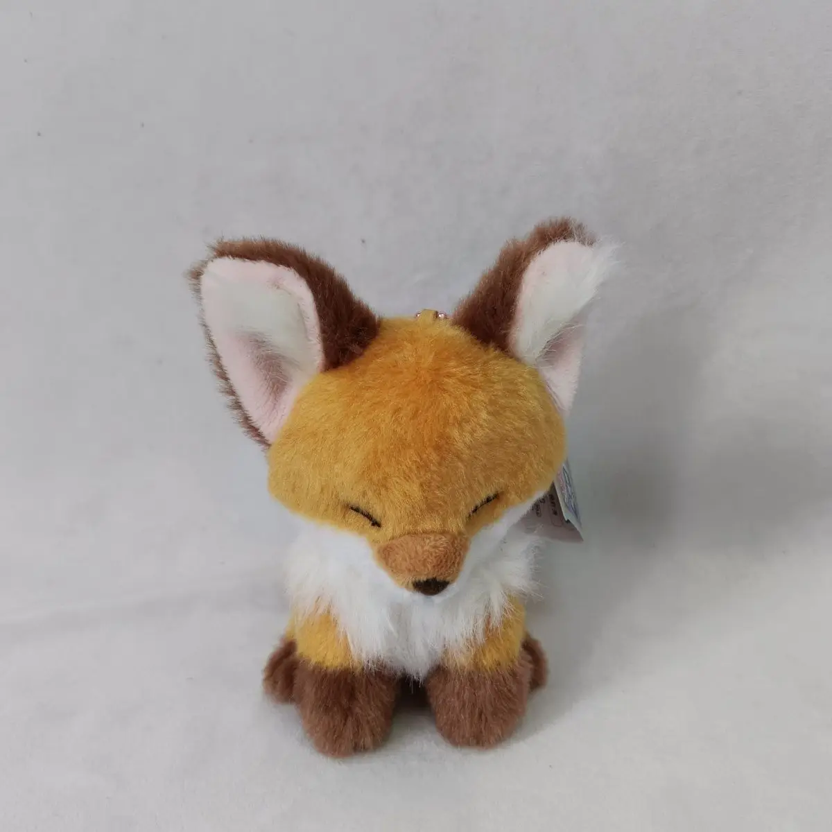 10cm Japanischer Koreanischer Beliebter Brauner Fuchs Anhänger mit Schielenden Augen Mini-Puppe Taschen-Schlüsselanhänger Niedlicher Rucksack-Hängeornament Mädchen-Geschenk – Detail 1