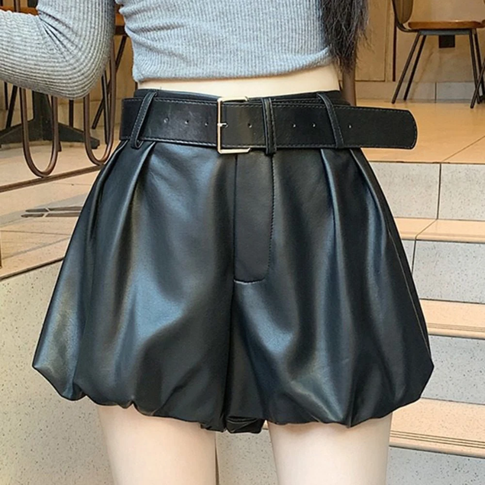 

Женские шорты из искусственной кожи с высокой талией и поясом, в стиле Spicy Girl, брюки-фонарики, весна-осень, новинка, повседневный образ, тонкие, широкие штанины