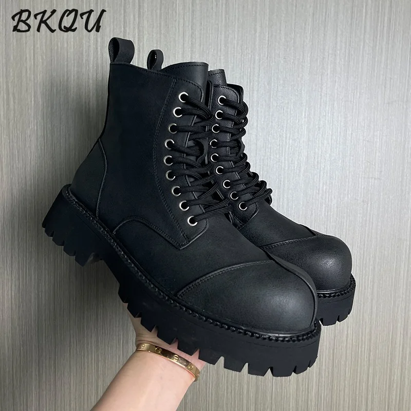 

BKQU Limited-edition Chelsea Boots for Men Autumn 2025 Unique Heightened Style Casual High-top Short Boots Sewn Seam Design