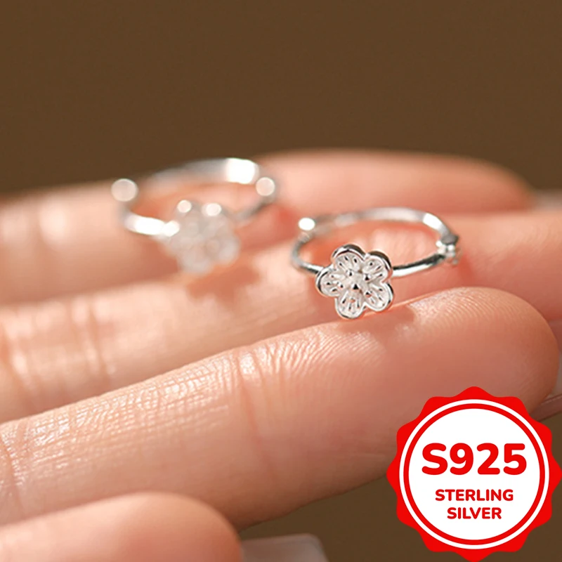 

s925 Женские серьги с цветком люма, простые, универсальные, милые, нишевые, персонализированные цветы, роскошные классические серьги из натурального света