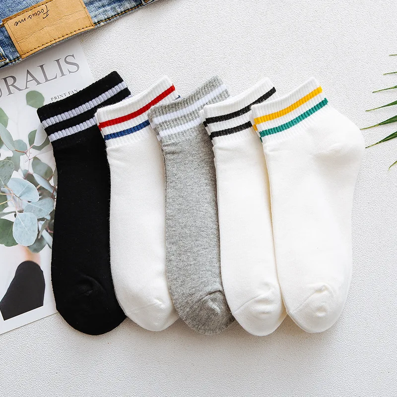 

Classic Women Stripes Cotton Socks Spring Summer School Hip hop Skate Short Harajuku funny Sports Black White Cheap Socks Girls
