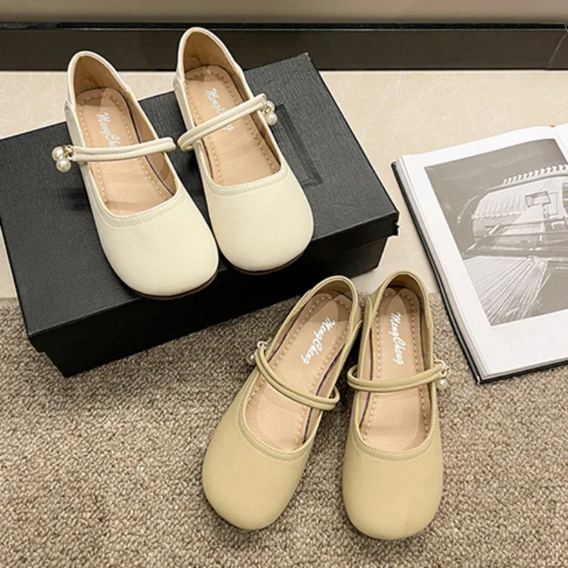 Sepatu Flat kasual nyaman ujung bulat, sepatu wanita nyaman kasual gesper warna Solid mulut dangkal elegan bersirkulasi NO:X9 2024