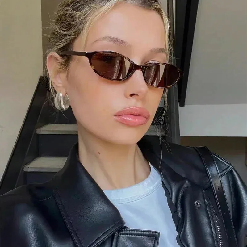 Gafas de Sol Ovaladas Pequeñas y Sexys para Mujer, Nuevas Gafas de Sol de Moda con Estampado de Leopardo Marrón, Gafas de Sol Retro Coloridas para Mujer