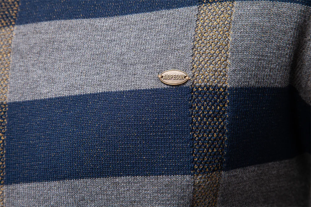 Europeo di Nuovo Modo Autunno Inverno degli uomini O-Collo Manica Lunga Casual Alla Moda Color-codificato Plaid Allentato Maglioni Lavorati a Maglia Maschile Pullover