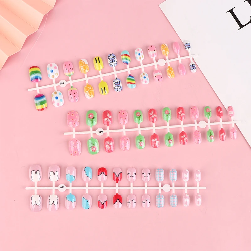 Kids Cartoon Pattern Design Wearing Fake Nails Strips Nail Tips Special Manicure Popular Children False Nails Press