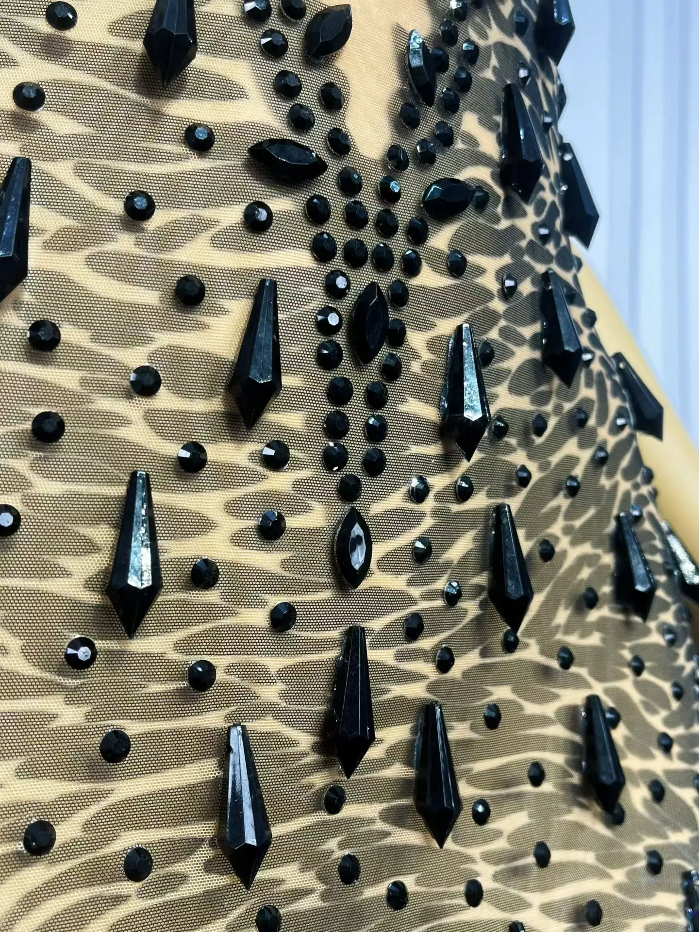 Luxus Sparkly Diamanten Sexy Mesh Sheer Backless Mini Kleid Frauen Abend Prom Geburtstag Party Nachtclub Foto-shooting Bühne Tragen