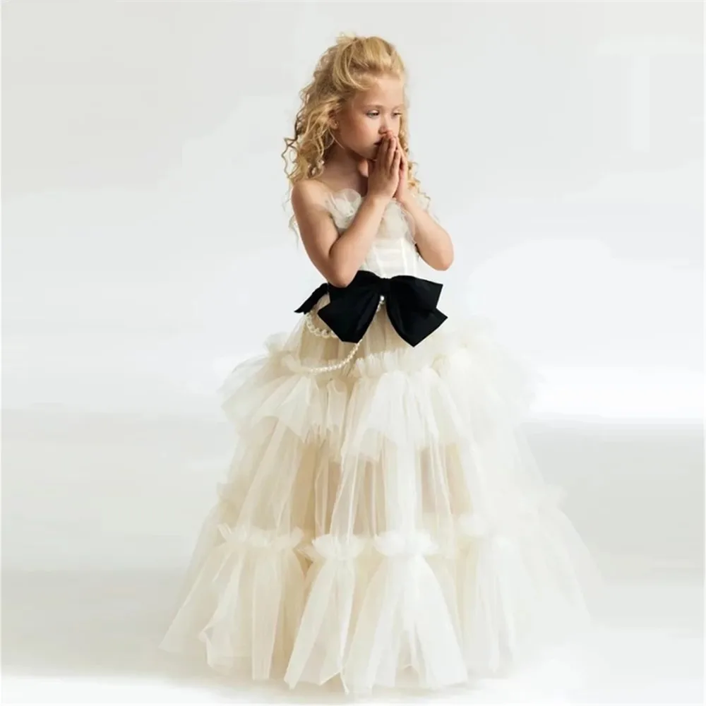 

Customized Flower Girl Dress For Wedding Pearls Sleeveless With Bow Tiered Princess Kids Birthday Party First Communion Gown