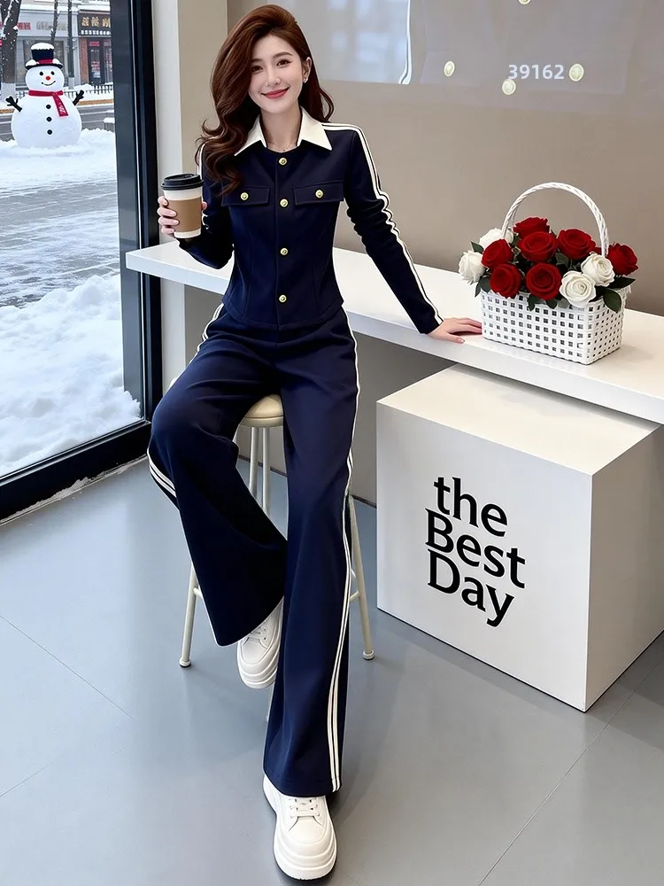 

Повседневный спортивный костюм женский, весна 2026, в американском стиле, премиум-класса, топ и брюки с широкими штанинами, комплект из двух предметов, стильный и удобный