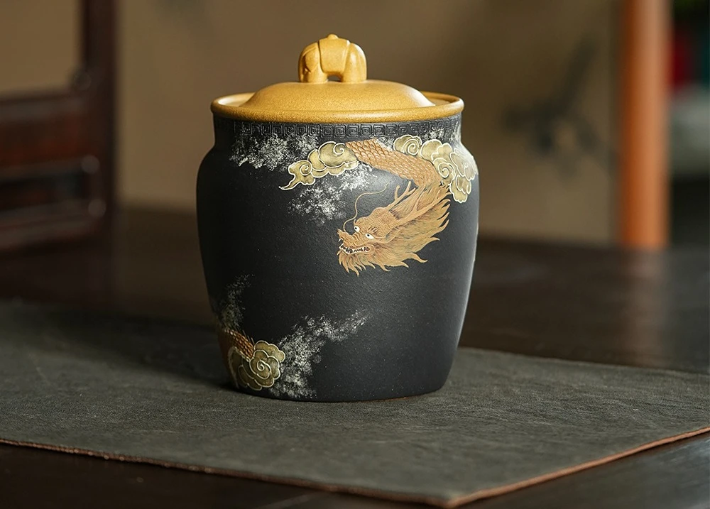 High-end hand-painted purple sand tea can, two-color raw ore pure manual awakening tea can, sealed tea can