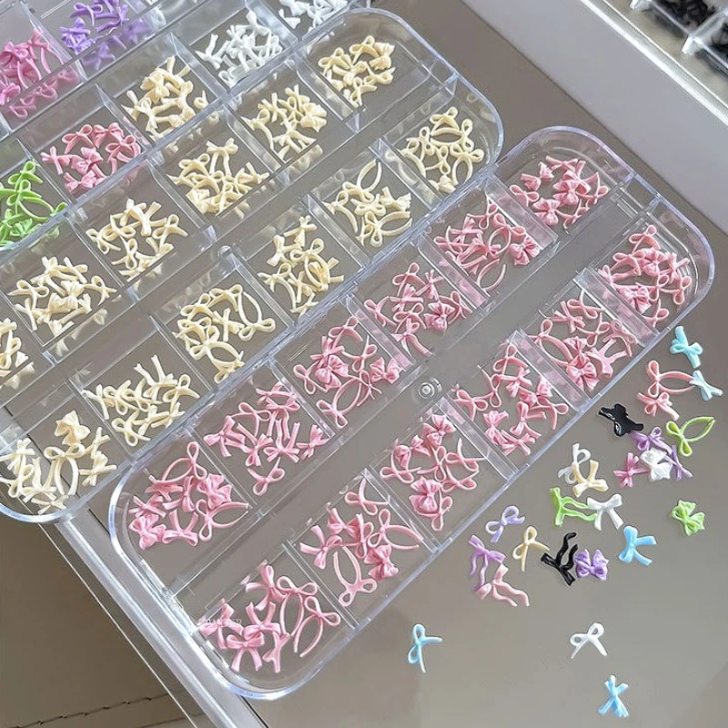 Bianco Rosa Nero Bowknot Farfalla Leopardo Papillon Nastro Cuore Perla Natale Fiocchi di neve Stella Accessori per nail art Decorazioni