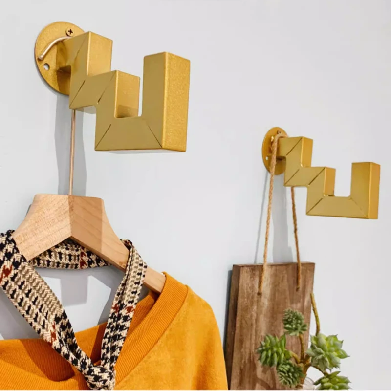 

Золотые настенные многофункциональные крючки, креативная вешалка для одежды, органайзер для модных аксессуаров, решение для хранения одежды в спальне