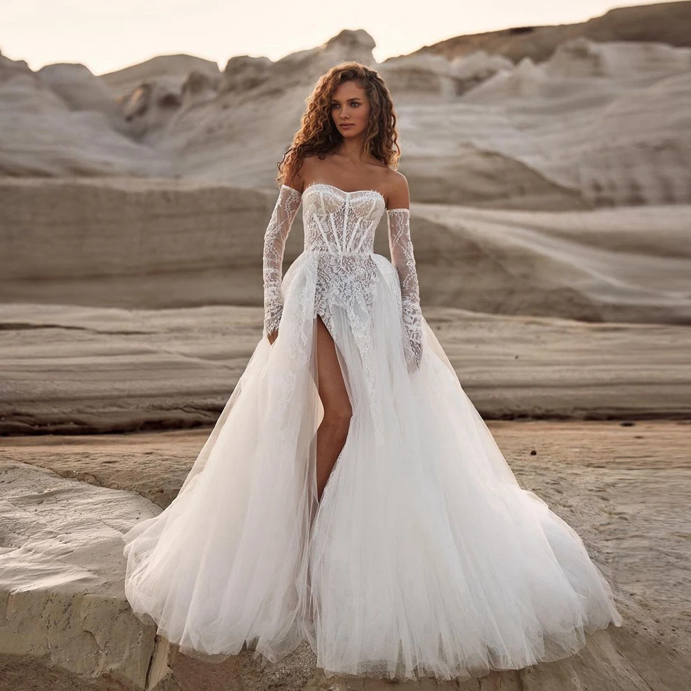 

Simple Lace Mesh A Line Bridal Dresses Pretty Strapless Tulle Long Wedding Party Dress High Slit Appliques Puffy Wedding Gowns