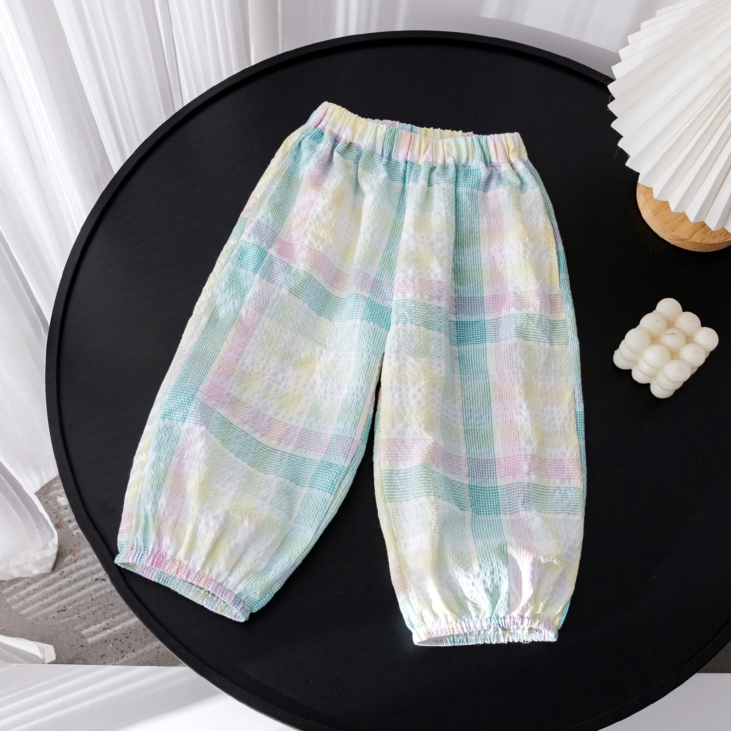 

Childrens Summer Pants 2024 New Casual Fashion Plaid Lantern Pants Lightweight and Comfortable Childrens Clothing for Outdoor