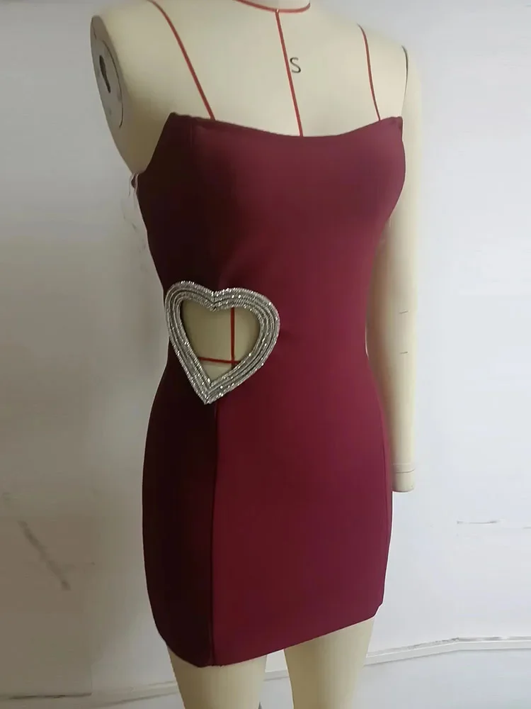 Sexy senza spalline Cut Out Diamond Heart Bandage Dress Wine Red Backless Crystal Mini Bodycon Dress Evening Celebrity Party