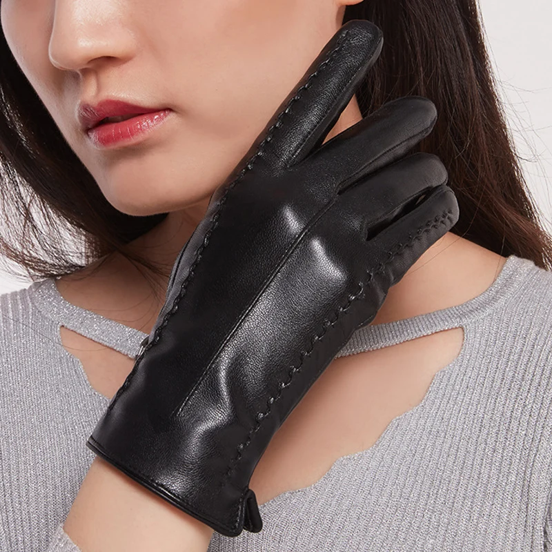 Women's Sheepskin Gloves Winter Warm Plus Velvet Short Thin Touch Screen Driving Color Women's Leather Gloves Good Quality