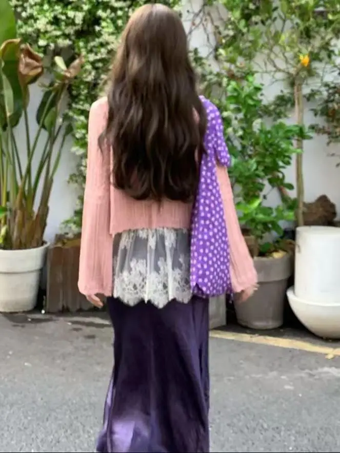 حقيبة قماشية جديدة لعام 2025 بنقشة النقاط البنفسجية والزهور، حقيبة كتف نسائية كبيرة السعة للتنقل اليومي، حقيبة كروس عصرية بأس...