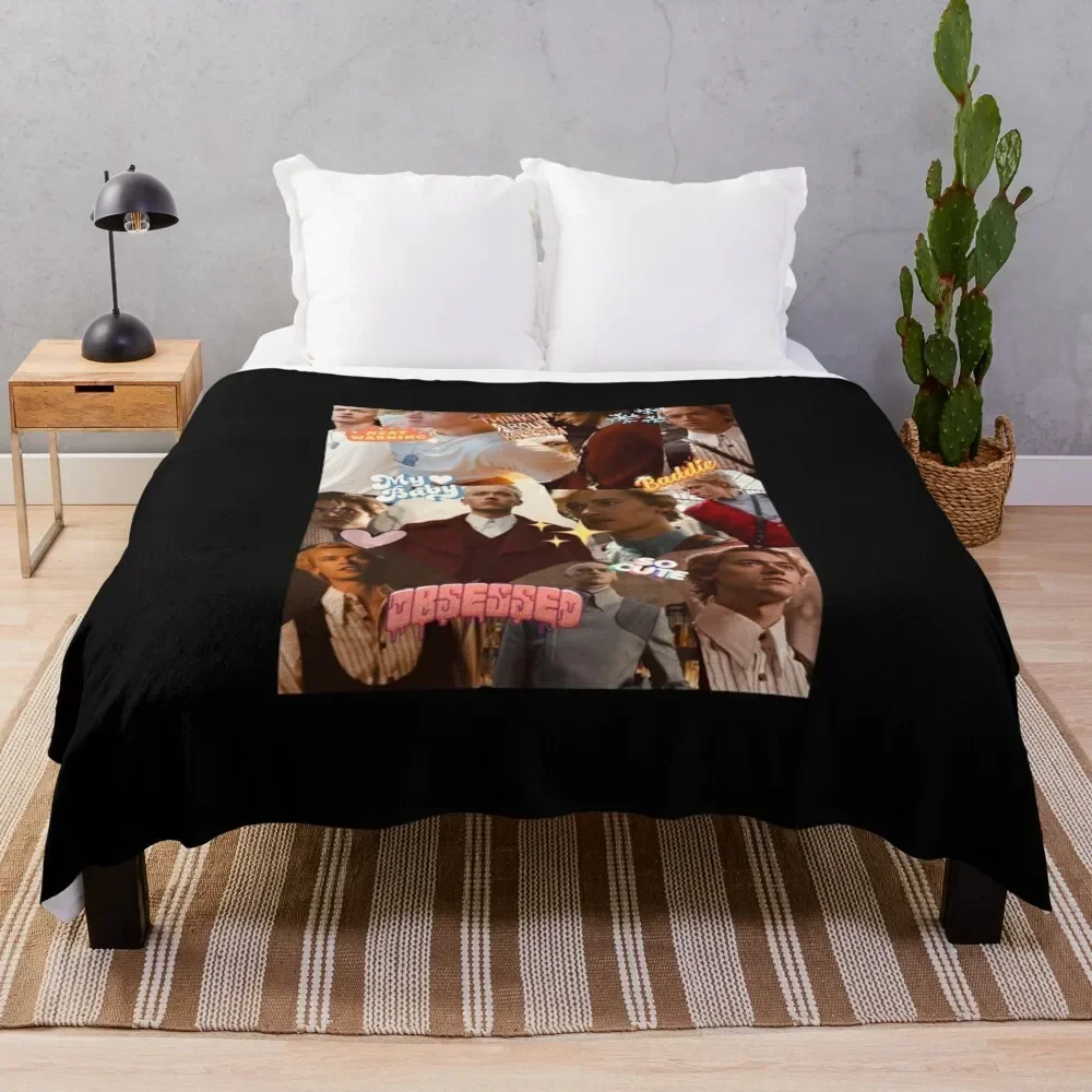 

coriolanus snow vintage Throw Blanket Flannel Fleece Soft Warm Throw Blanket