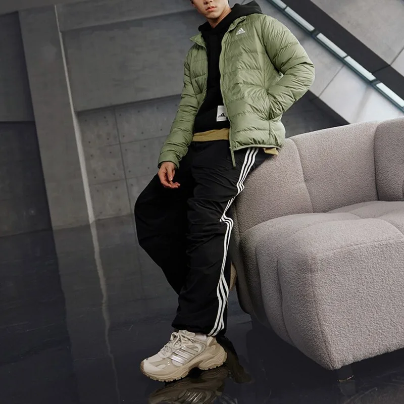 Adidas New Men's Comfortable and Slim Stand-up Collar Sports Down Jacket JN4339