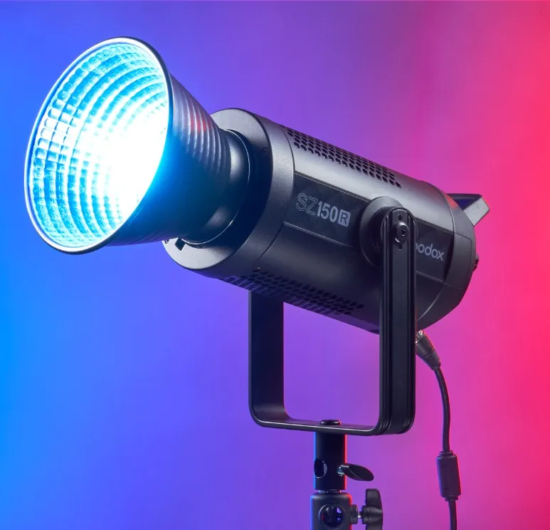 Godox SZ150R RGB Bi-color Zoomable LED Video Light 150W COB Continuous Studio Lighting 16-Channel 6-Group Switch Control Plastic