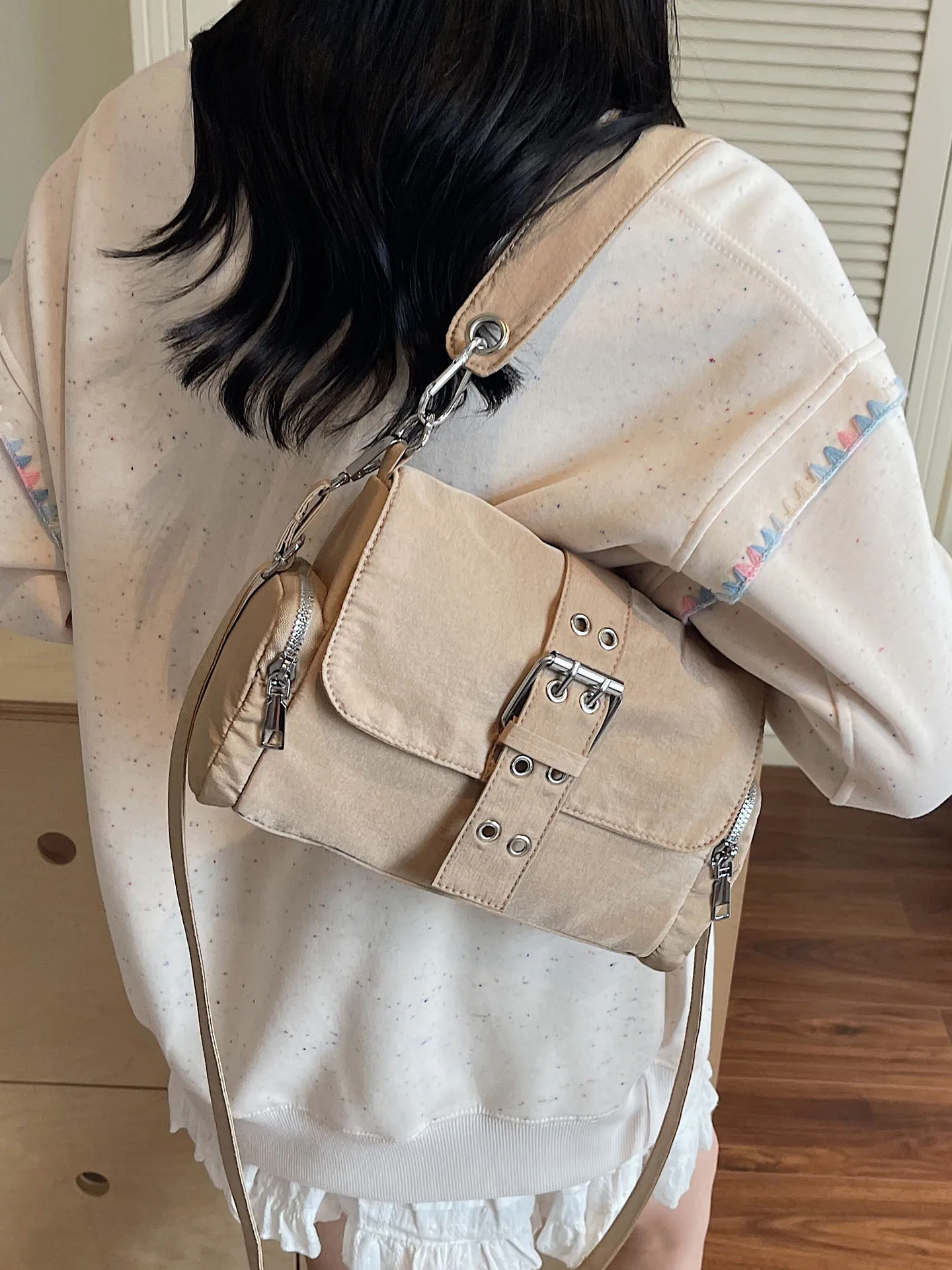 Leisure Artistic Ca… - image