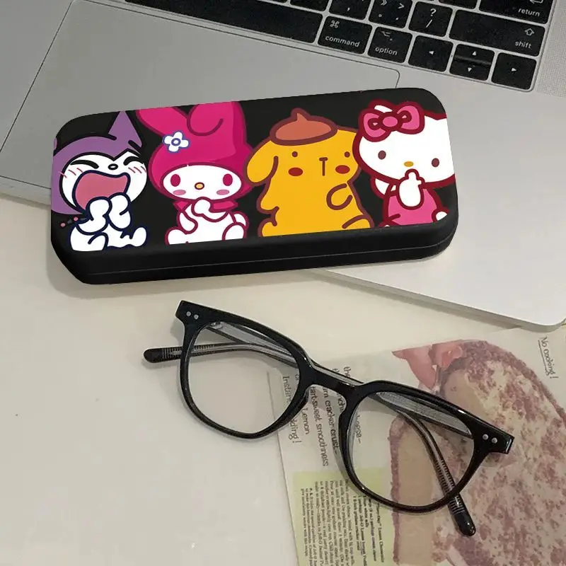 

Sanrio Kawaii Anime Kuromi ‌My Melody‌ Cute Cartoon Glasses Case Portable Sunglasses Storage Eyeswear Accessories Storage Box