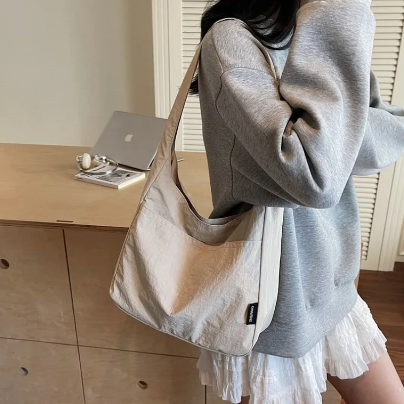 

Classy Maillard Style Shoulder Bags Travel Commuting Popular Exquisite Female Bag On A Casual Weekend Outing