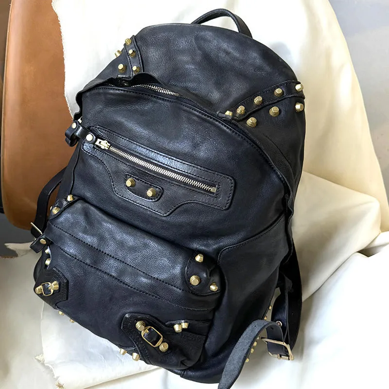 

Casual designers handmade outdoor travel genuine leather large-capacity men backpacks vintage rivets cow leather women schoolbag