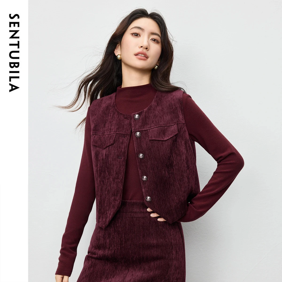 

SENTUBILA Women's Waistcoat Short Vest 2025 Autumn Winter Thick Warm Metal Buckle Commuter Casual Sleeveless Top 154JA3671