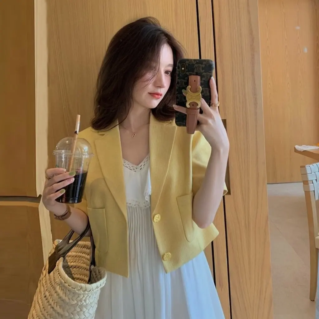 

-Inspired French Style Pink Short-Sleeved Women's Suit Elegant Light Maternity Summer Top with High-End Fashion Sense