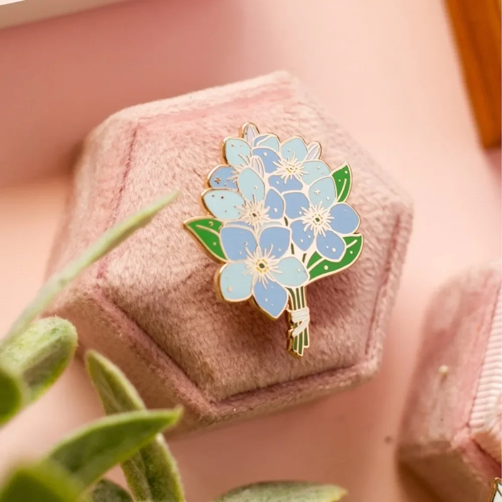 Forget-Me-Not Enamel Pin | Plant Metal Badge | Flower Brooch for Jewelry Accessory Gifts