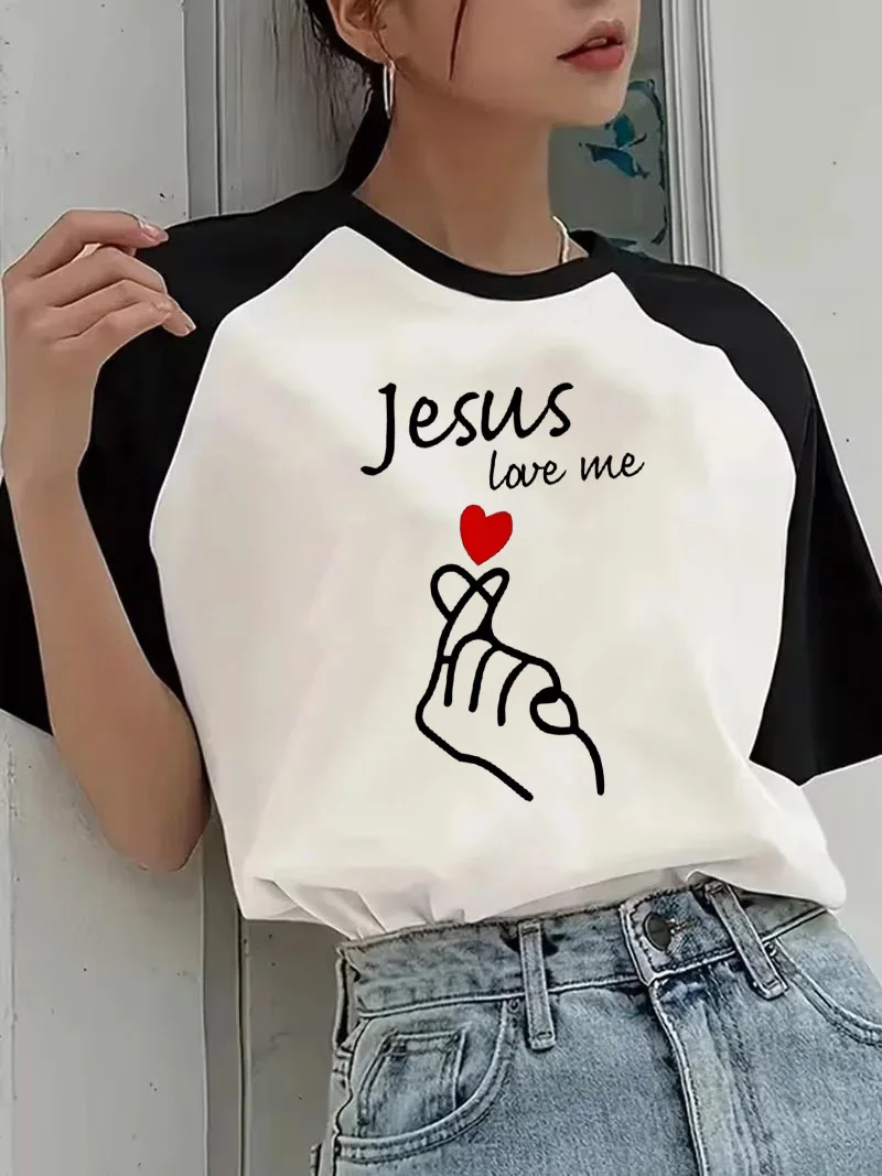 

Jesus Love Me Sign Language T-Shirt Women's Graphic T Shirt with Jesus Gesture Print Funny Short Sleeve Tshirt 90s Y2k Tees Tops