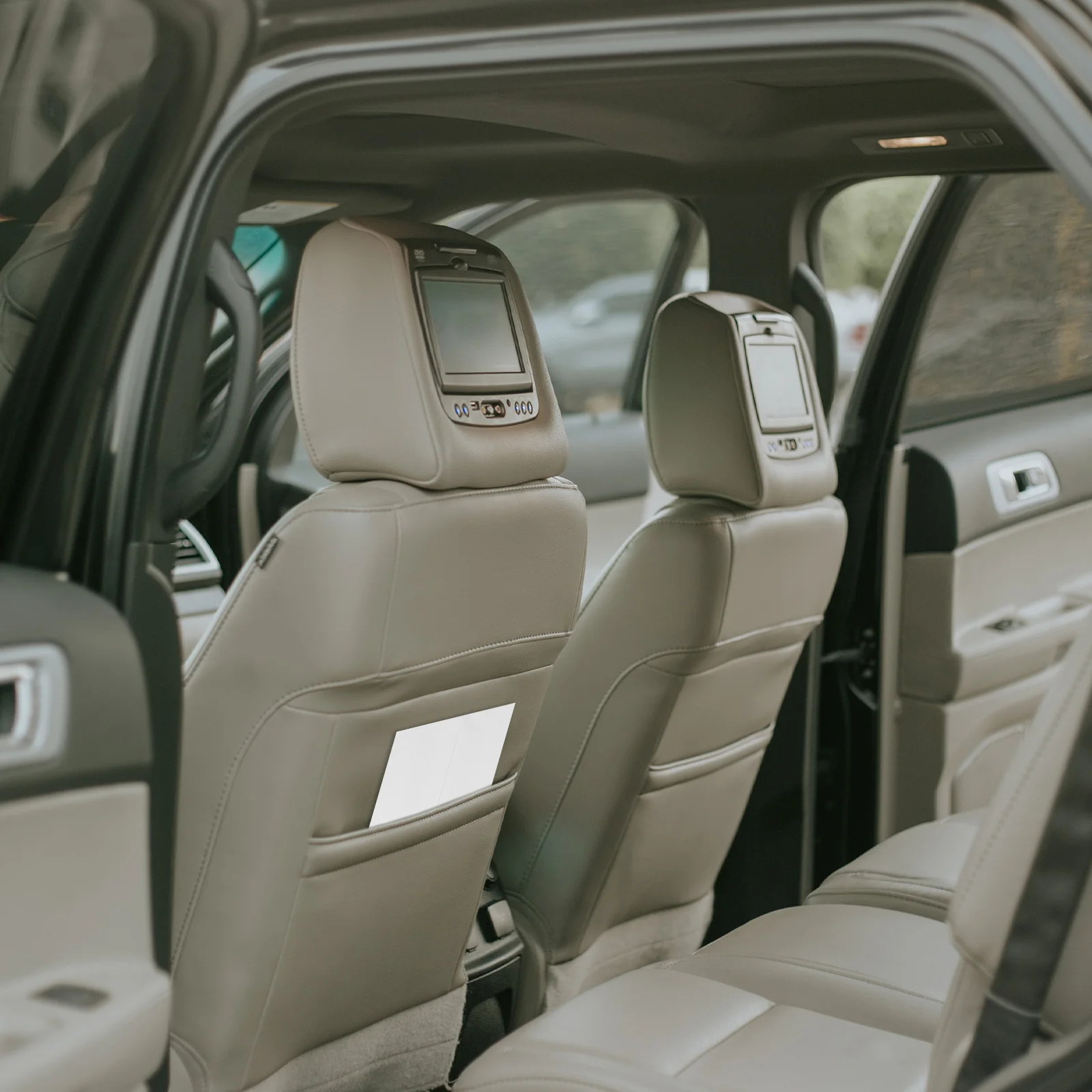 

100Pcs Vomit Bags for Adults Motion Sickness Relief Travel Emesis Bag Compact Disposable Waste Bag for Car Purse Backpack